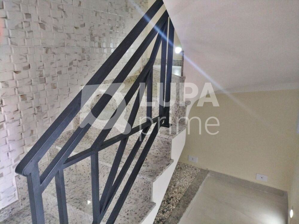 Casa, 3 quartos, 122 m² - Foto 2