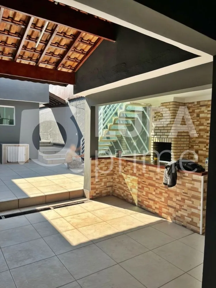Casa, 3 quartos, 260 m² - Foto 1