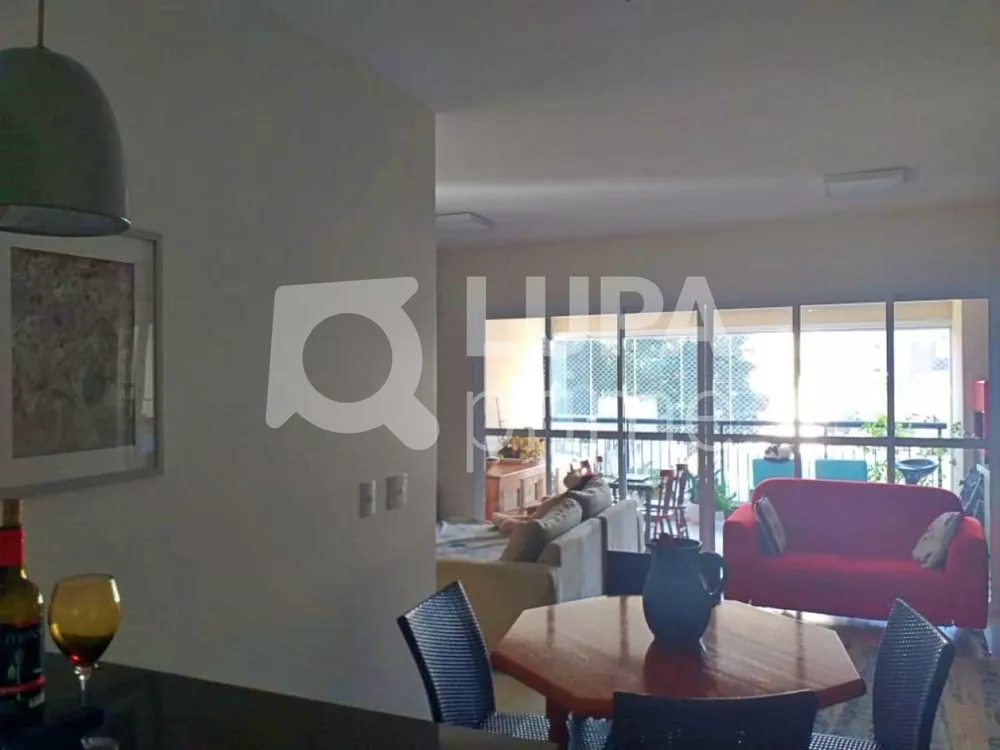 Apartamento à venda com 3 quartos, 94m² - Foto 4