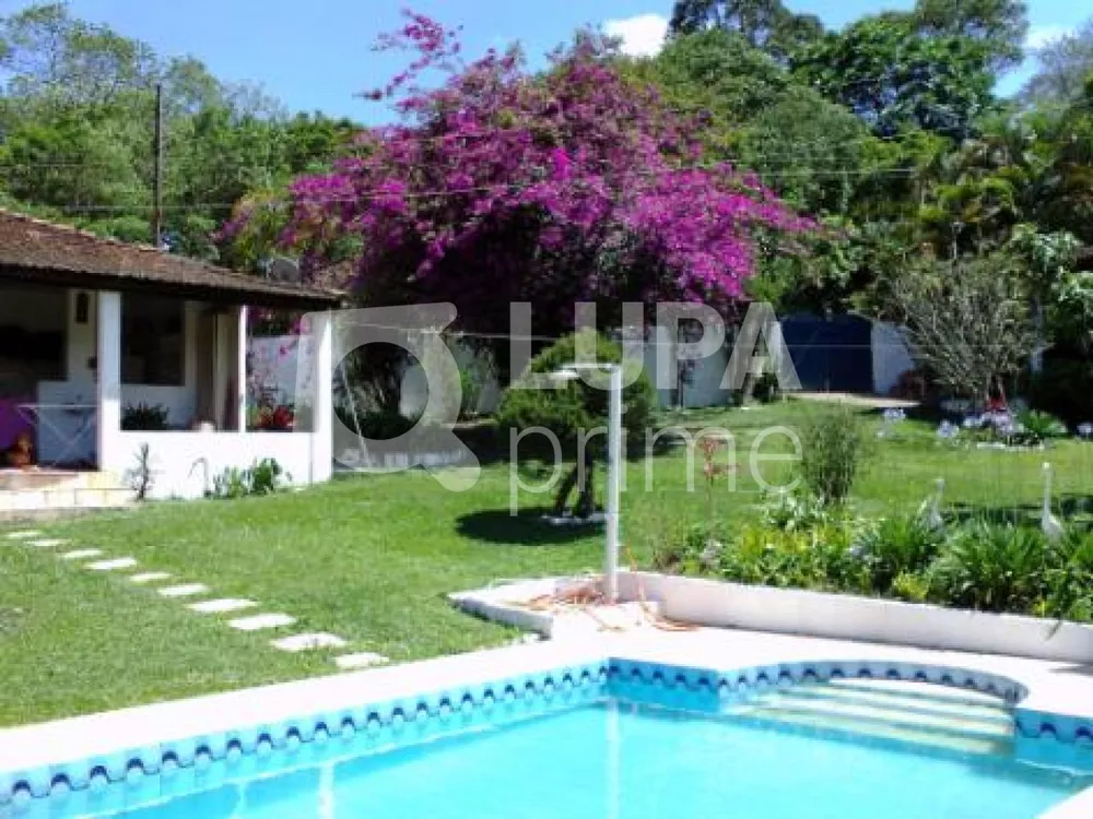 Casa à venda com 3 quartos, 400m² - Foto 4