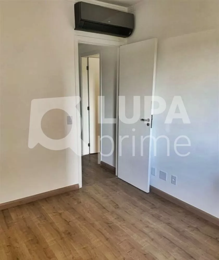 Apartamento à venda com 3 quartos, 126m² - Foto 4