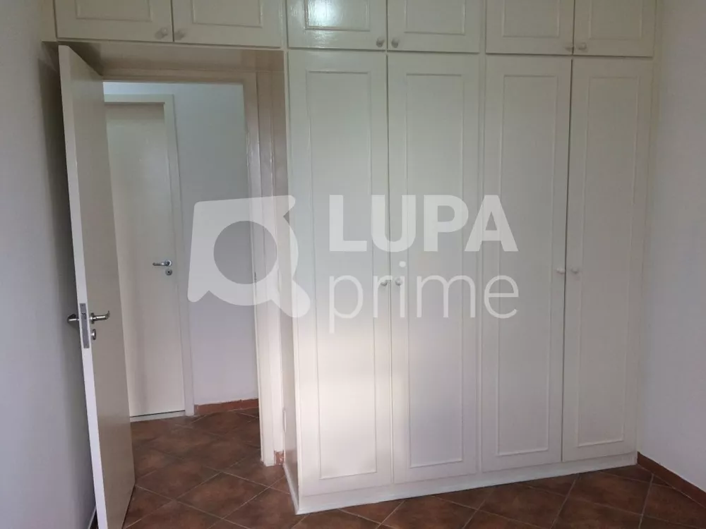 Apartamento à venda com 3 quartos, 82m² - Foto 4