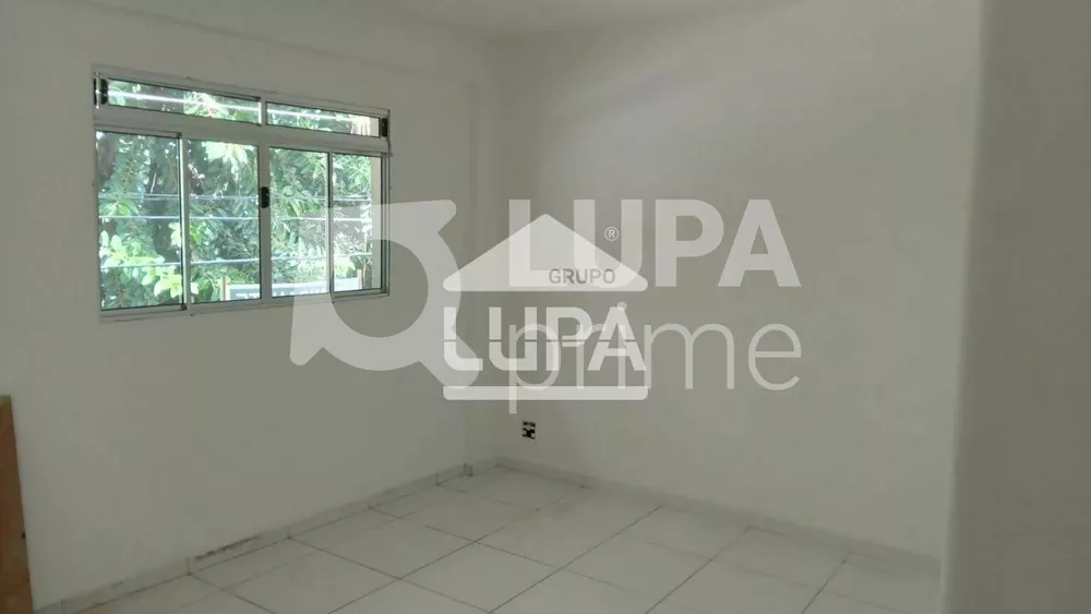 Terreno à venda com 5 quartos, 135m² - Foto 1