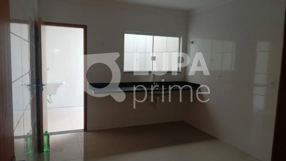 Casa, 3 quartos, 129 m² - Foto 2