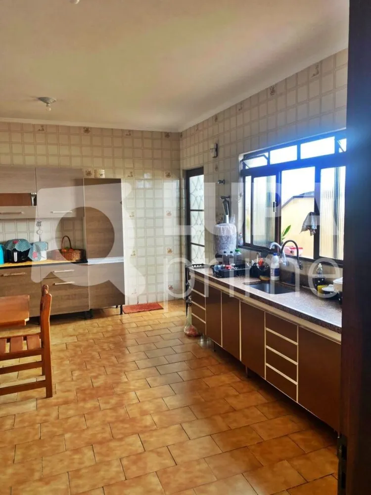 Casa, 6 quartos, 180 m² - Foto 12