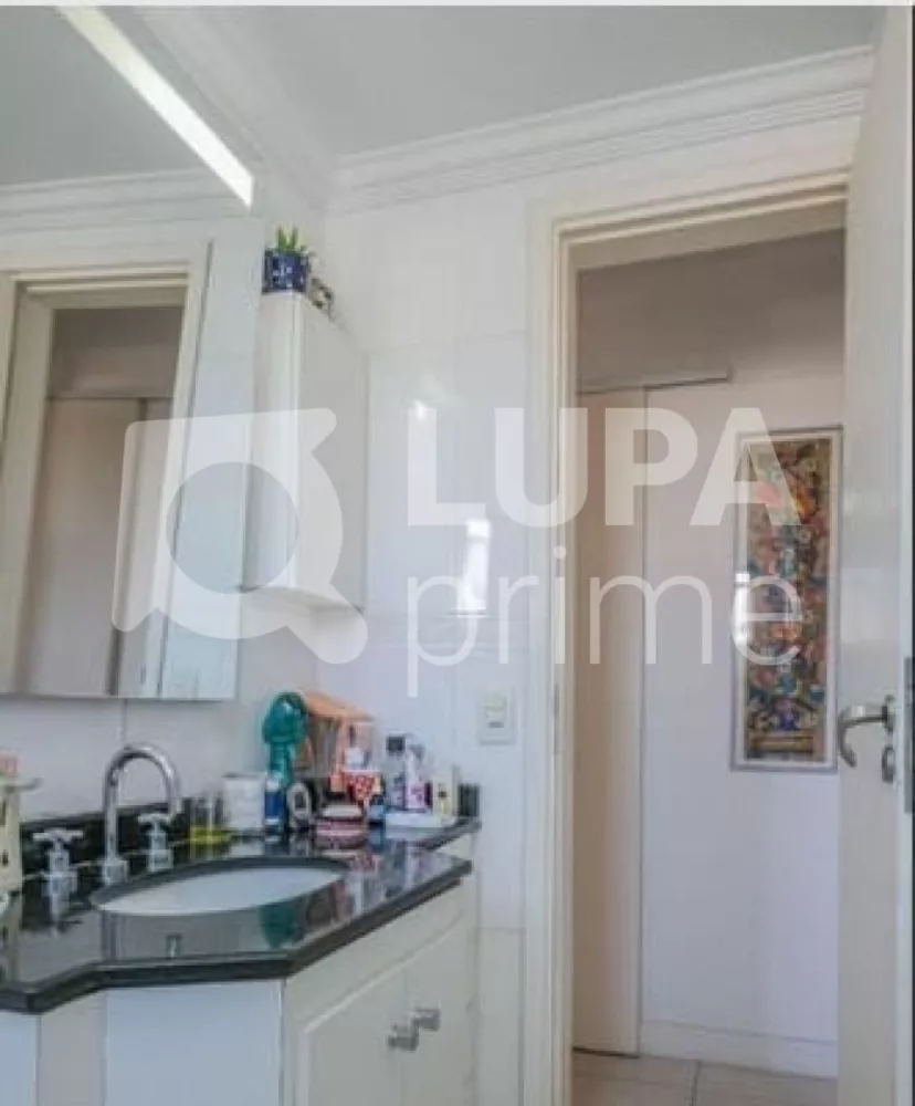 Apartamento à venda com 3 quartos, 82m² - Foto 15