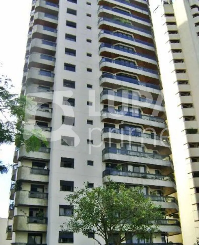 Apartamento à venda com 4 quartos, 213m² - Foto 8