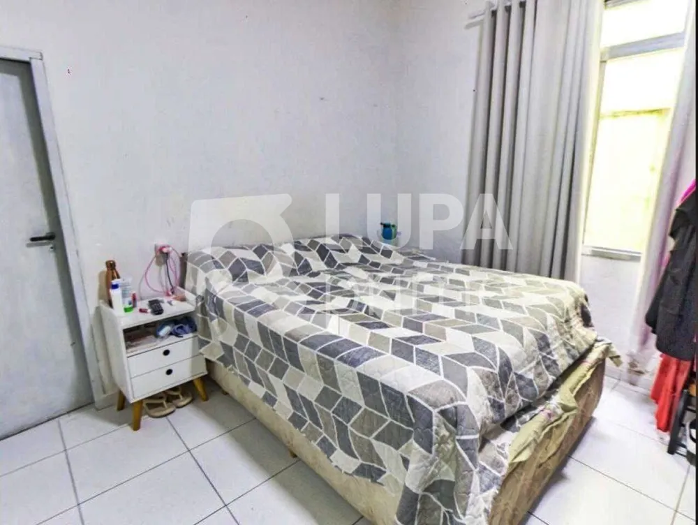 Casa, 4 quartos, 217 m² - Foto 9