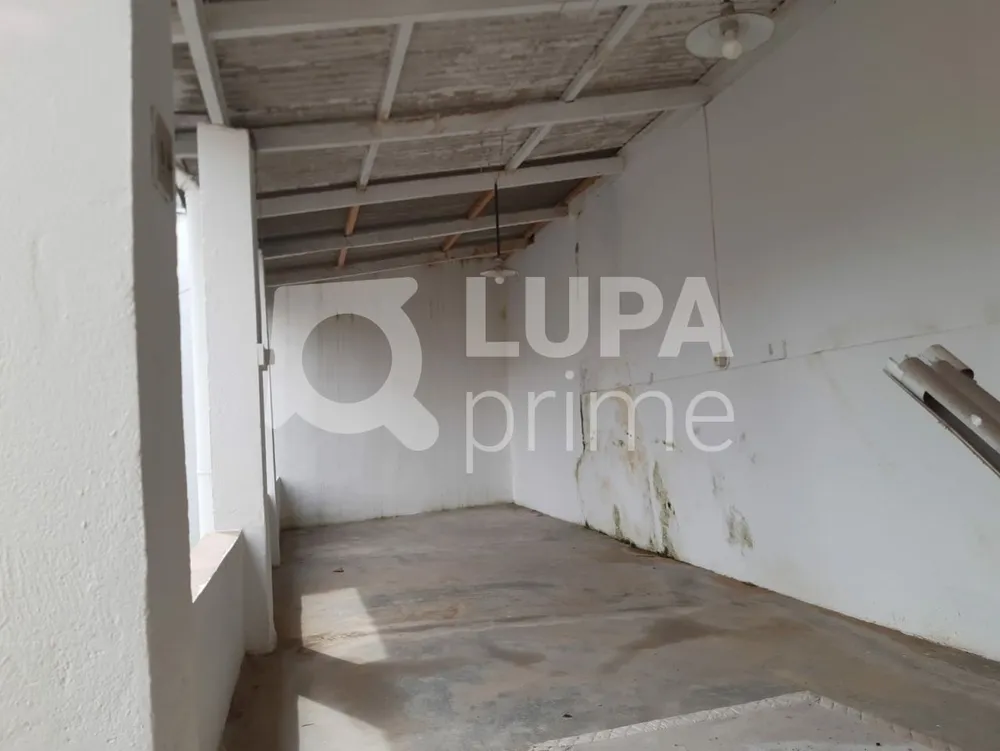Casa, 3 quartos, 245 m² - Foto 2