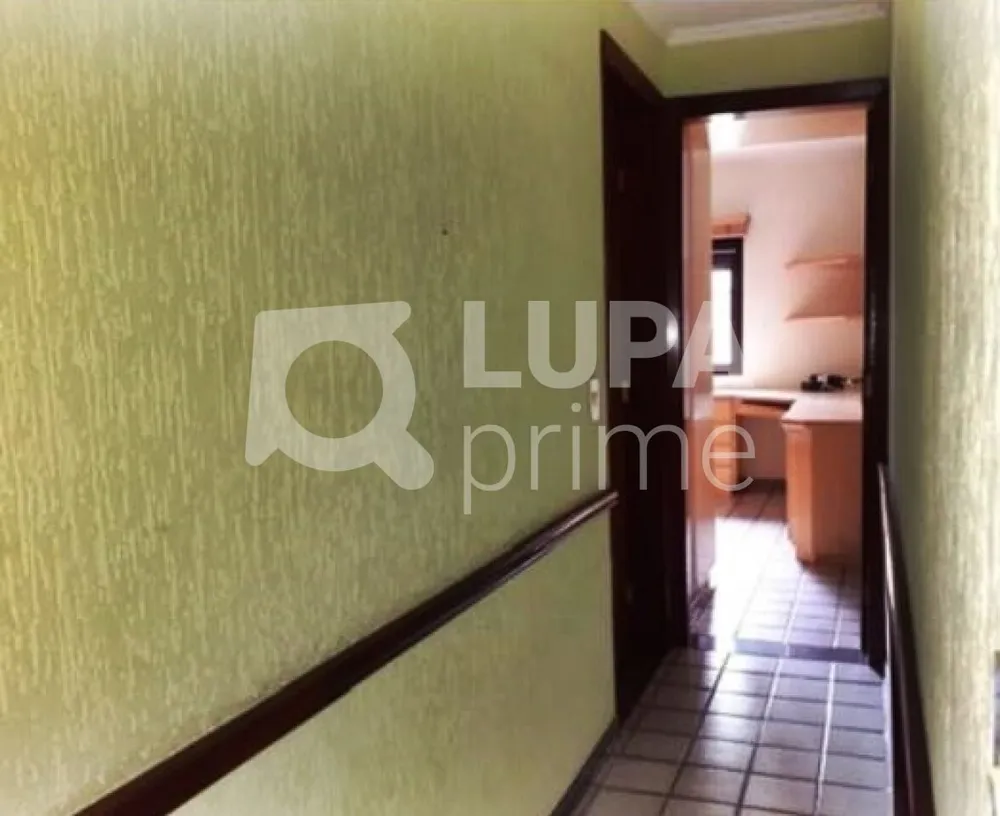 Apartamento, 3 quartos, 140 m² - Foto 2