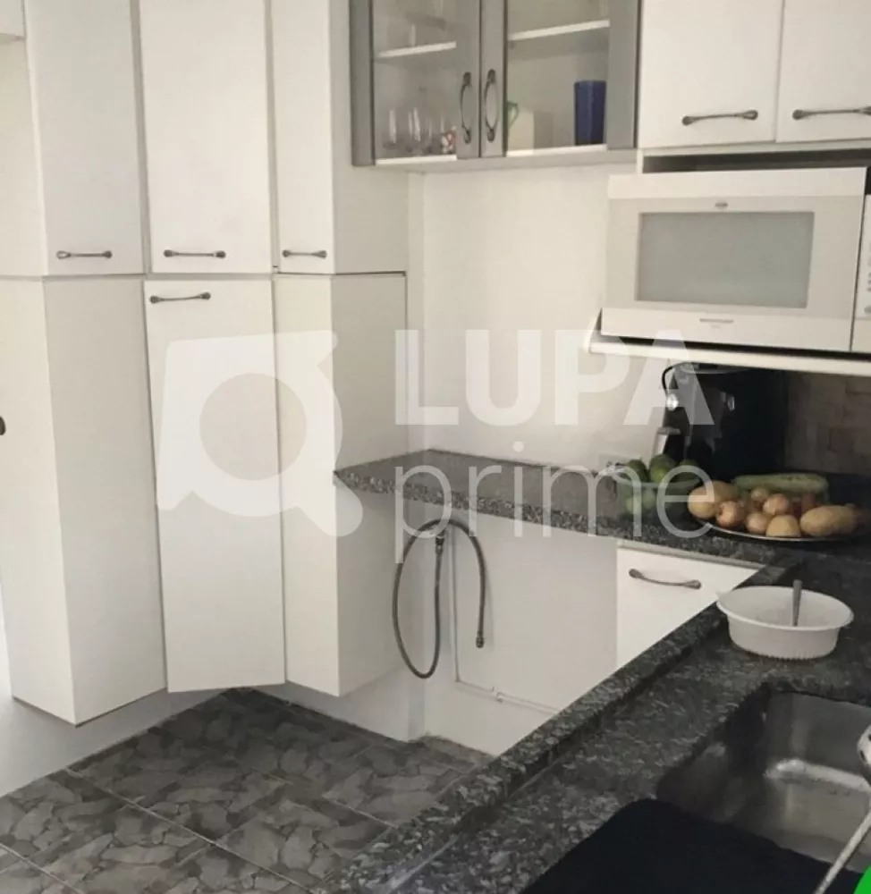 Apartamento à venda com 2 quartos, 68m² - Foto 1