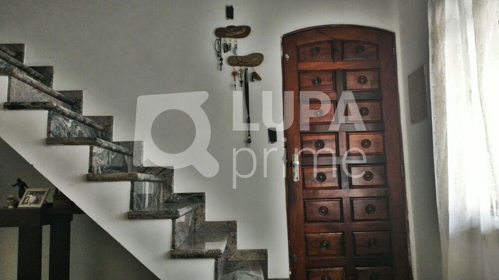 Casa, 3 quartos, 226 m² - Foto 3