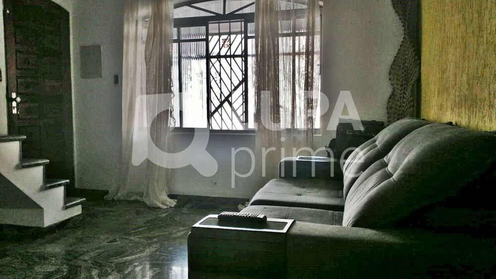 Casa, 3 quartos, 226 m² - Foto 1