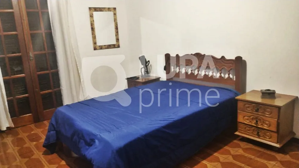 Casa, 3 quartos, 226 m² - Foto 1