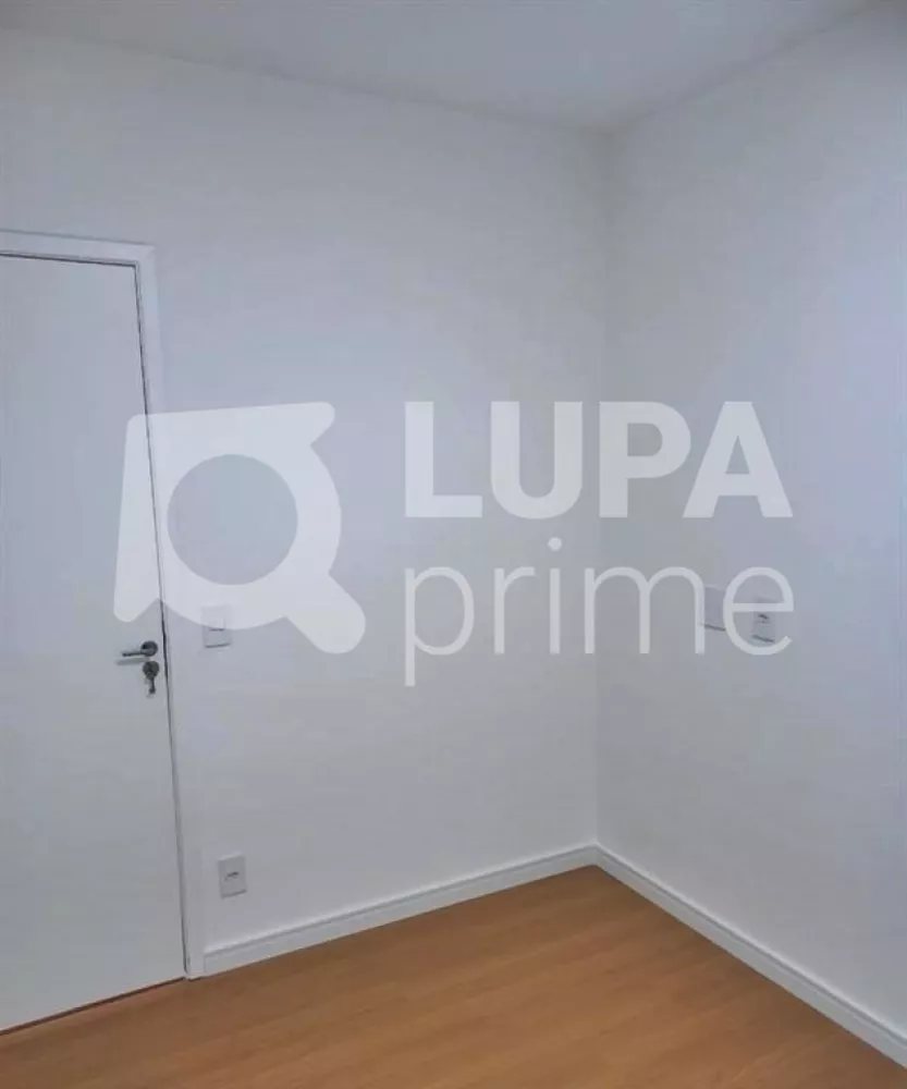 Apartamento à venda com 2 quartos, 43m² - Foto 4