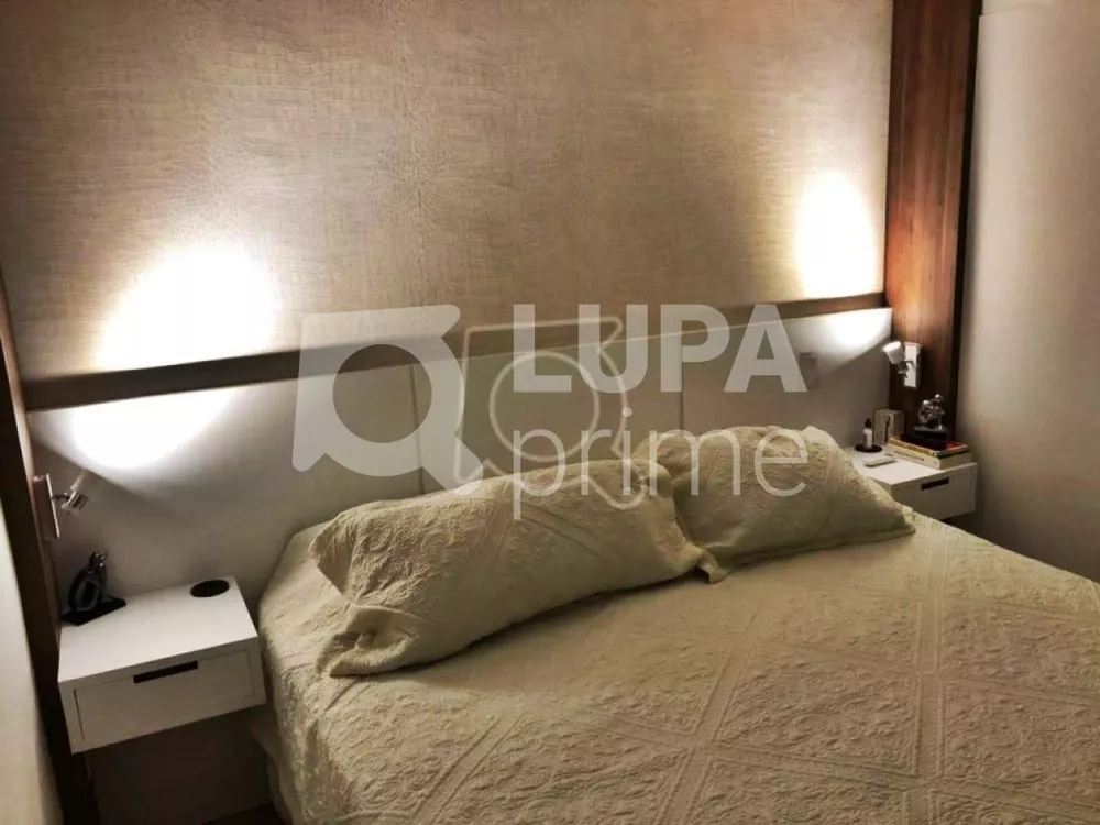 Apartamento, 3 quartos, 215 m² - Foto 2