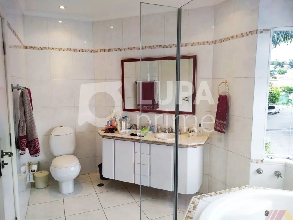 Casa, 5 quartos, 650 m² - Foto 1