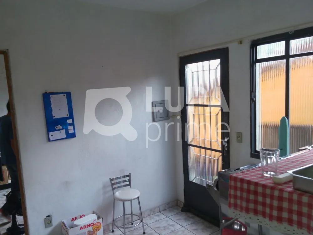 Casa, 2 quartos, 150 m² - Foto 2