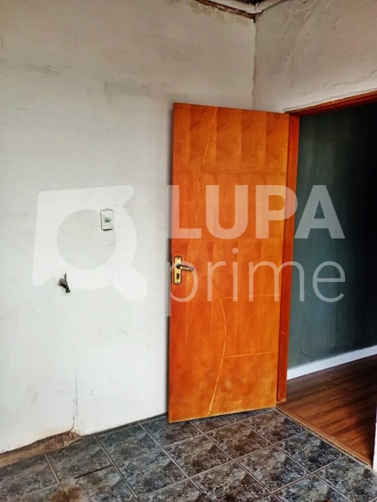 Casa, 7 quartos, 250 m² - Foto 2