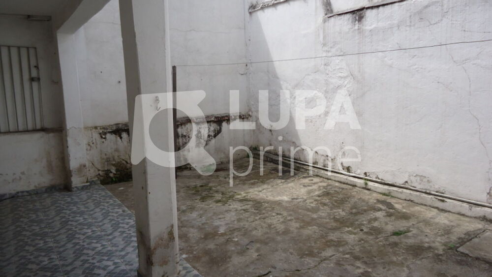 Casa à venda com 4 quartos, 150m² - Foto 27