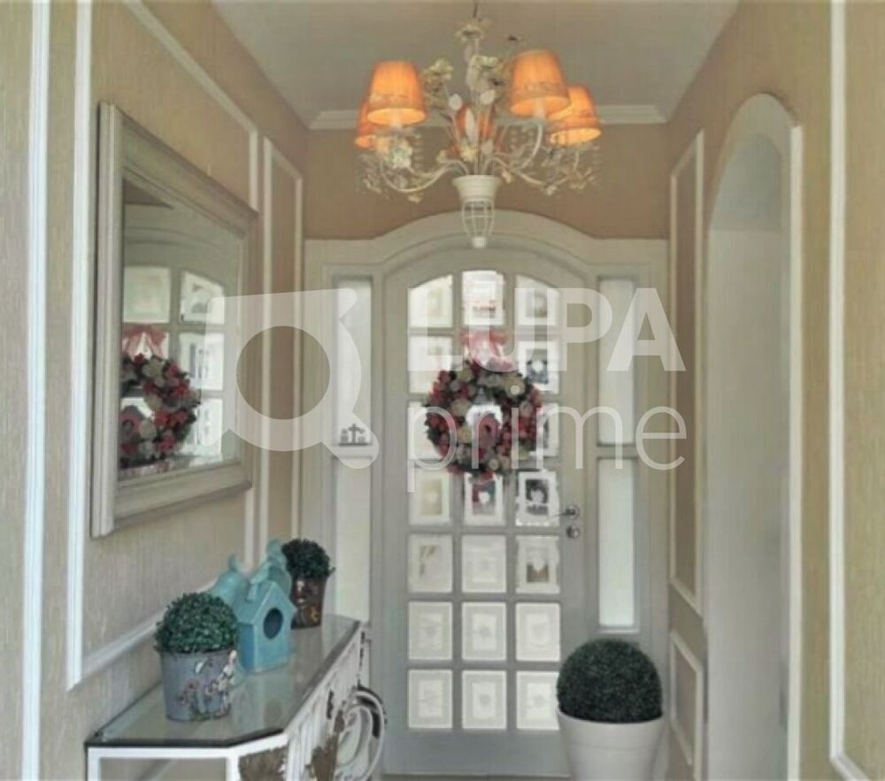 Casa à venda com 3 quartos, 204m² - Foto 3