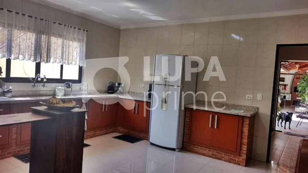 Casa, 3 quartos, 200 m² - Foto 3