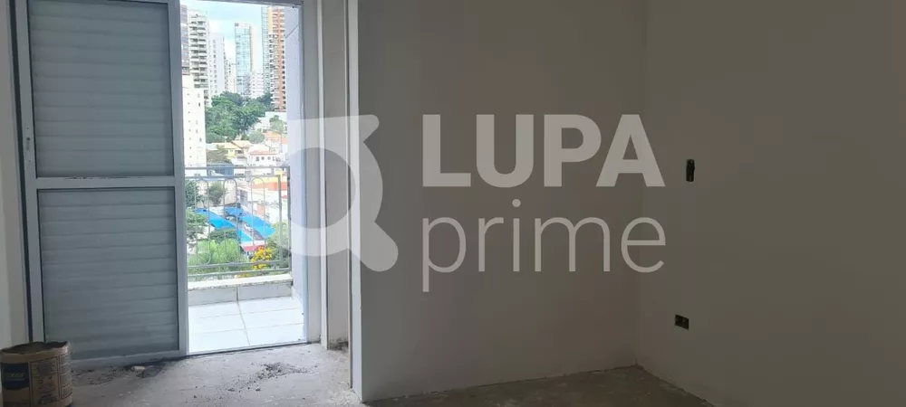 Casa à venda com 3 quartos, 220m² - Foto 3