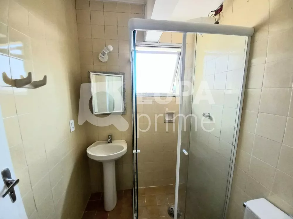 Apartamento para alugar com 2 quartos, 55m² - Foto 3