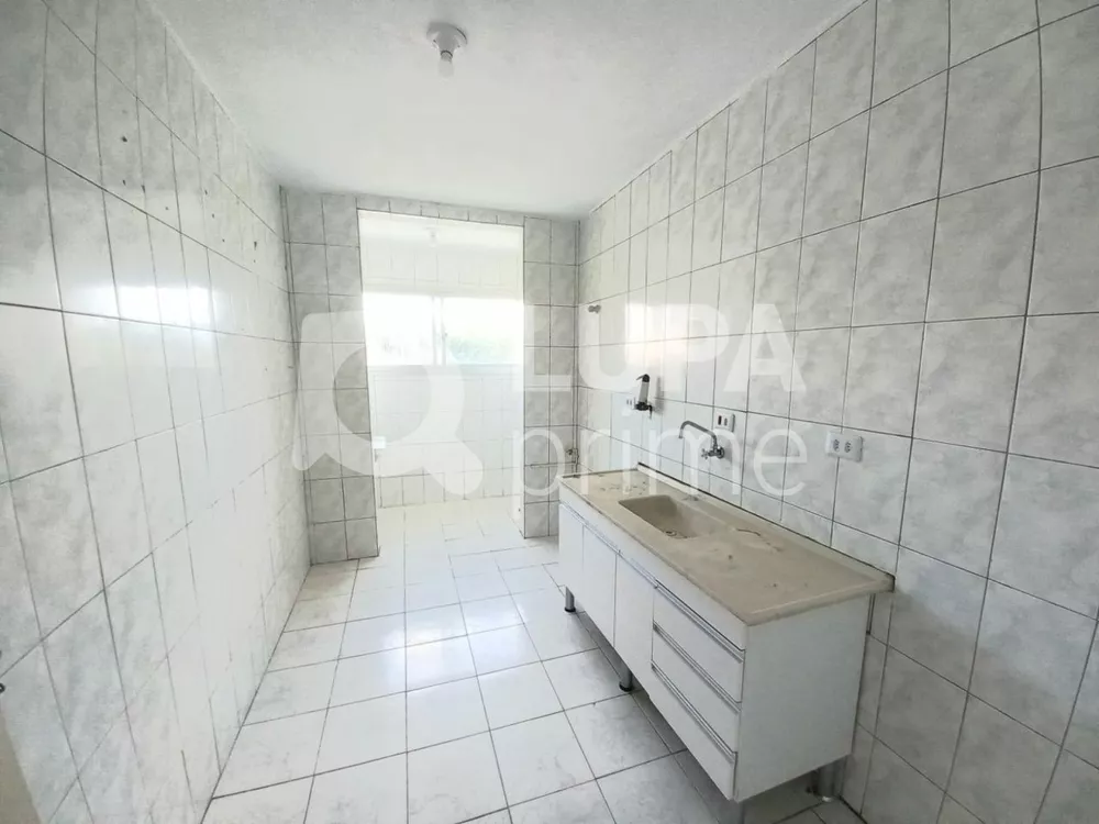 Apartamento para alugar com 2 quartos, 55m² - Foto 2