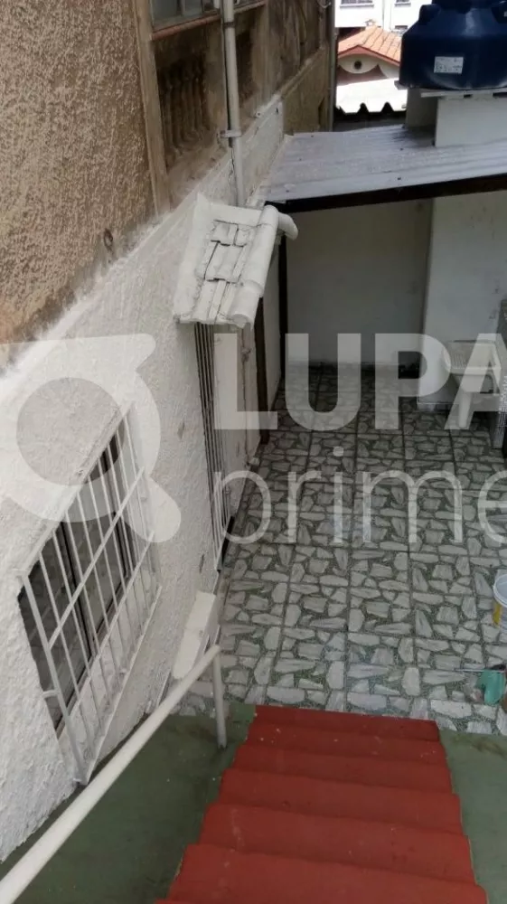 Apartamento à venda com 2 quartos, 70m² - Foto 1