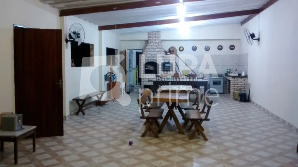 Casa, 4 quartos, 270 m² - Foto 4