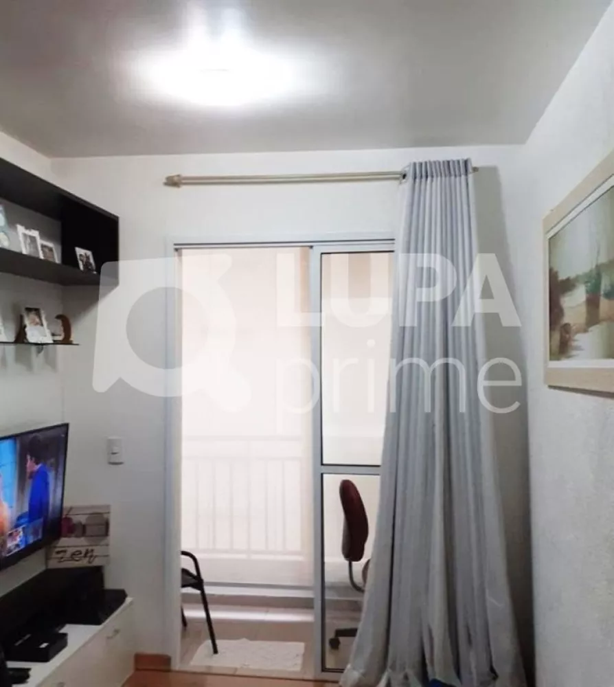 Apartamento à venda com 2 quartos, 56m² - Foto 3