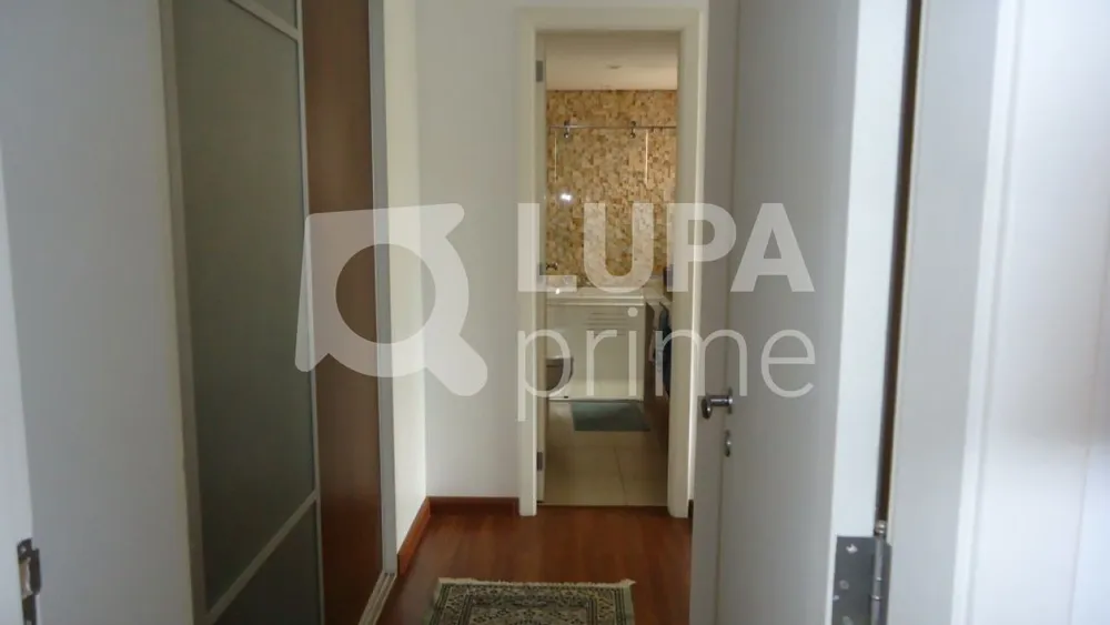 Apartamento, 4 quartos, 190 m² - Foto 2