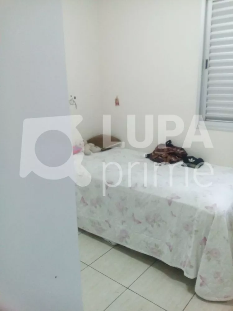 Apartamento à venda com 3 quartos, 66m² - Foto 3