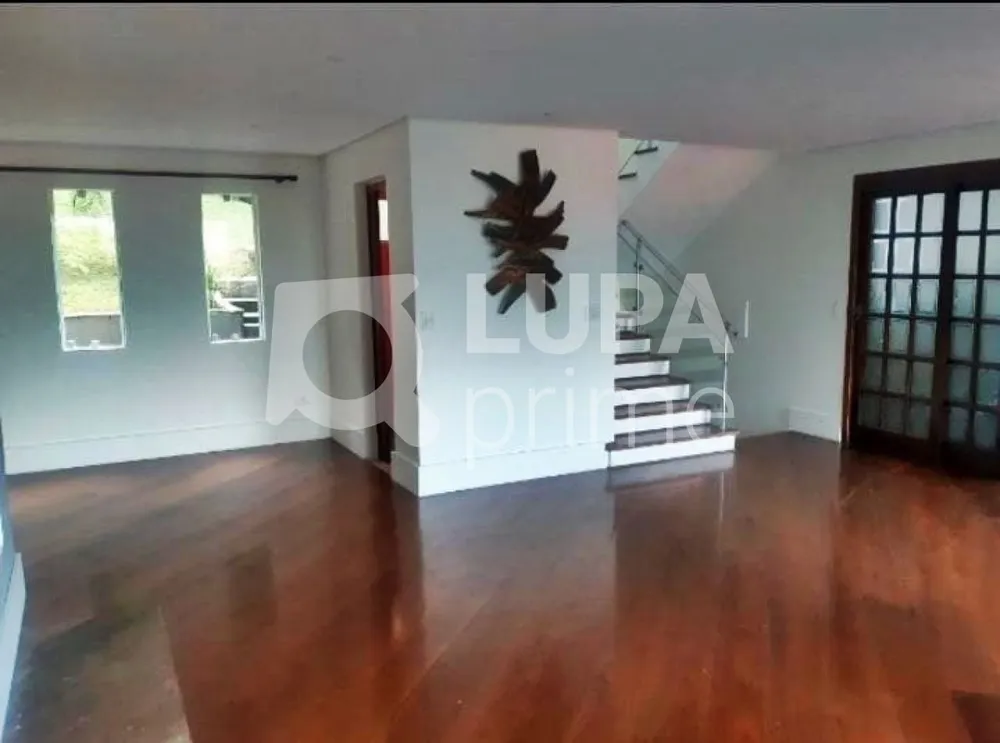 Casa, 3 quartos, 308 m² - Foto 3