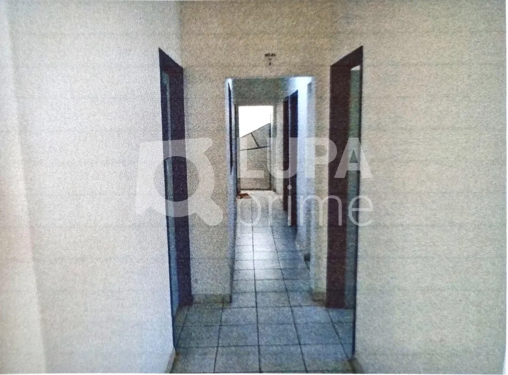 Casa, 10 quartos, 459 m² - Foto 2