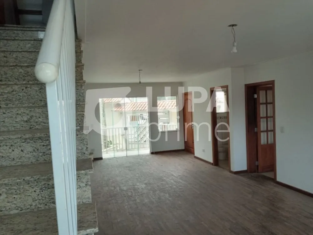 Casa, 3 quartos, 243 m² - Foto 7