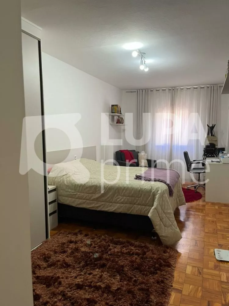 Casa à venda com 2 quartos, 110m² - Foto 7