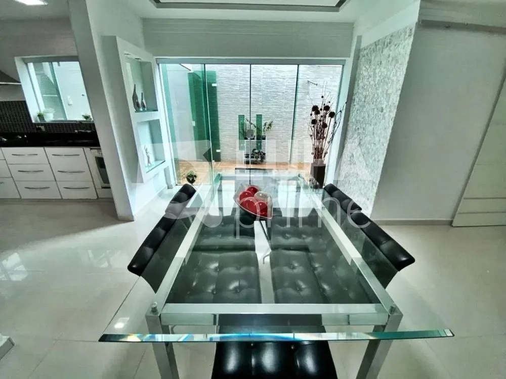 Casa, 3 quartos, 201 m² - Foto 3
