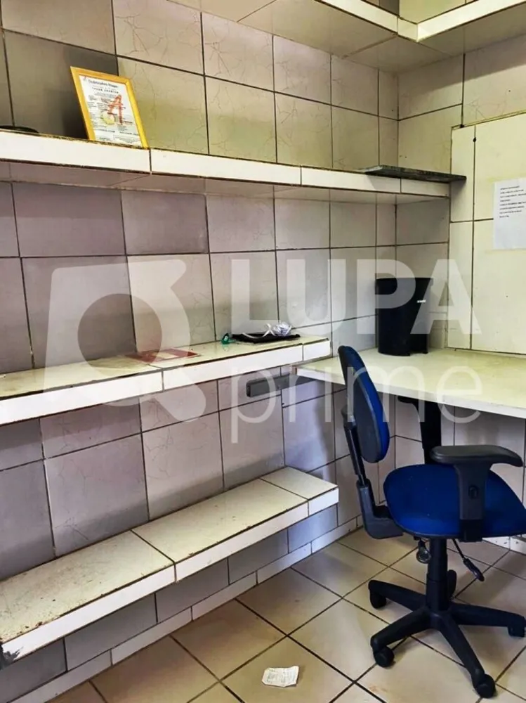 Loja-Salão, 80 m² - Foto 1