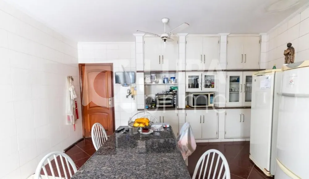 Casa, 3 quartos, 250 m² - Foto 9