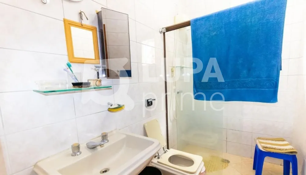 Casa, 3 quartos, 250 m² - Foto 13