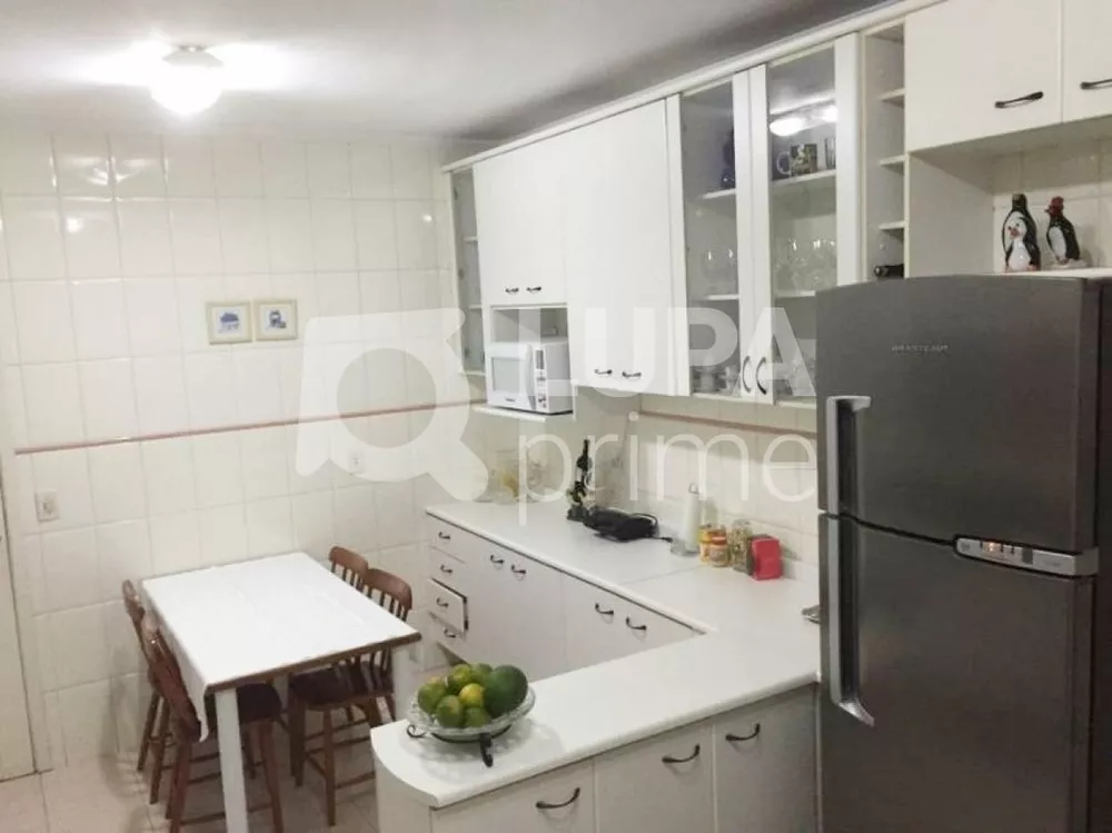 Casa à venda com 3 quartos, 150m² - Foto 4