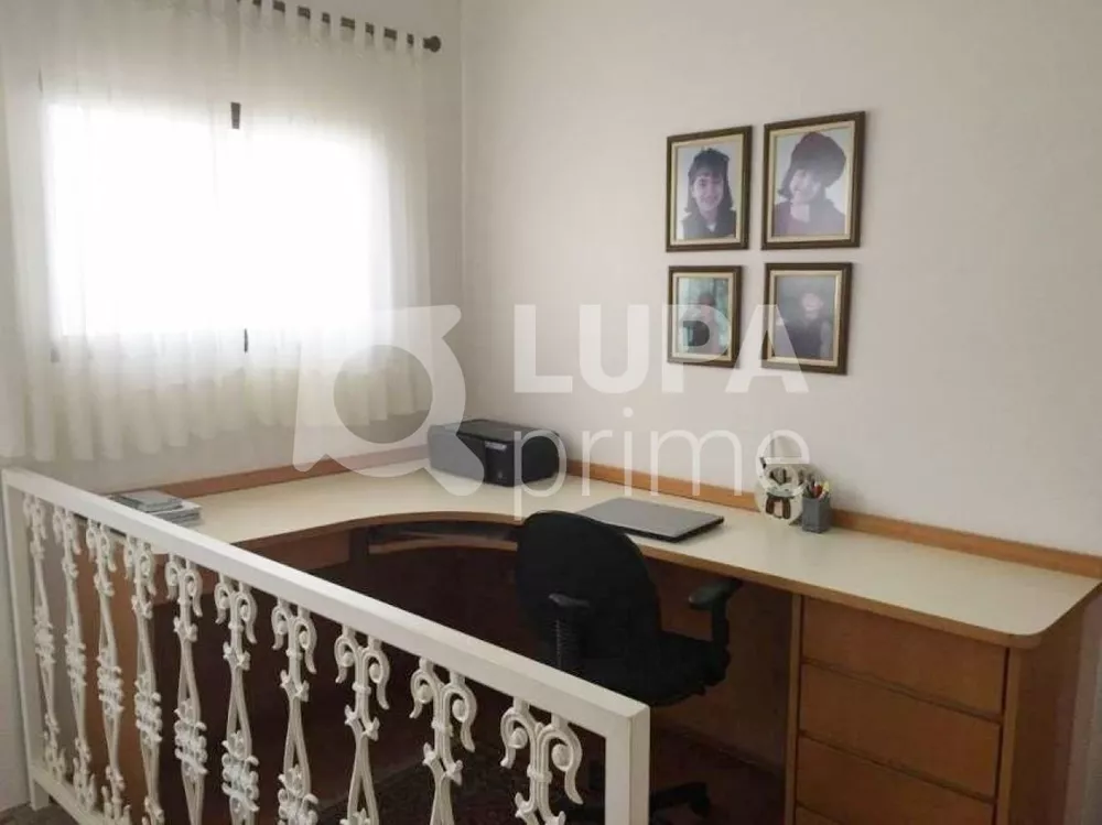 Casa à venda com 3 quartos, 150m² - Foto 8