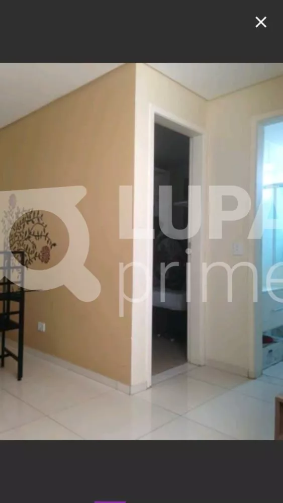 Apartamento à venda com 2 quartos, 47m² - Foto 2