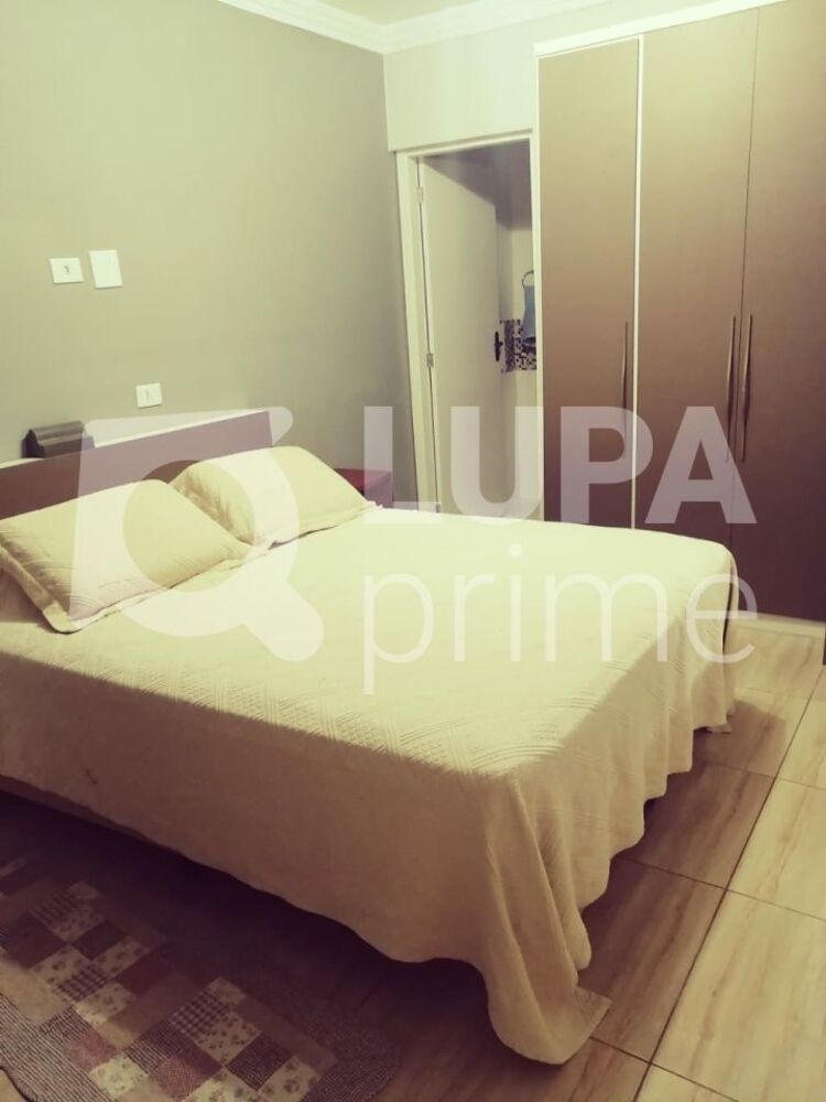 Casa, 4 quartos, 60 m² - Foto 1