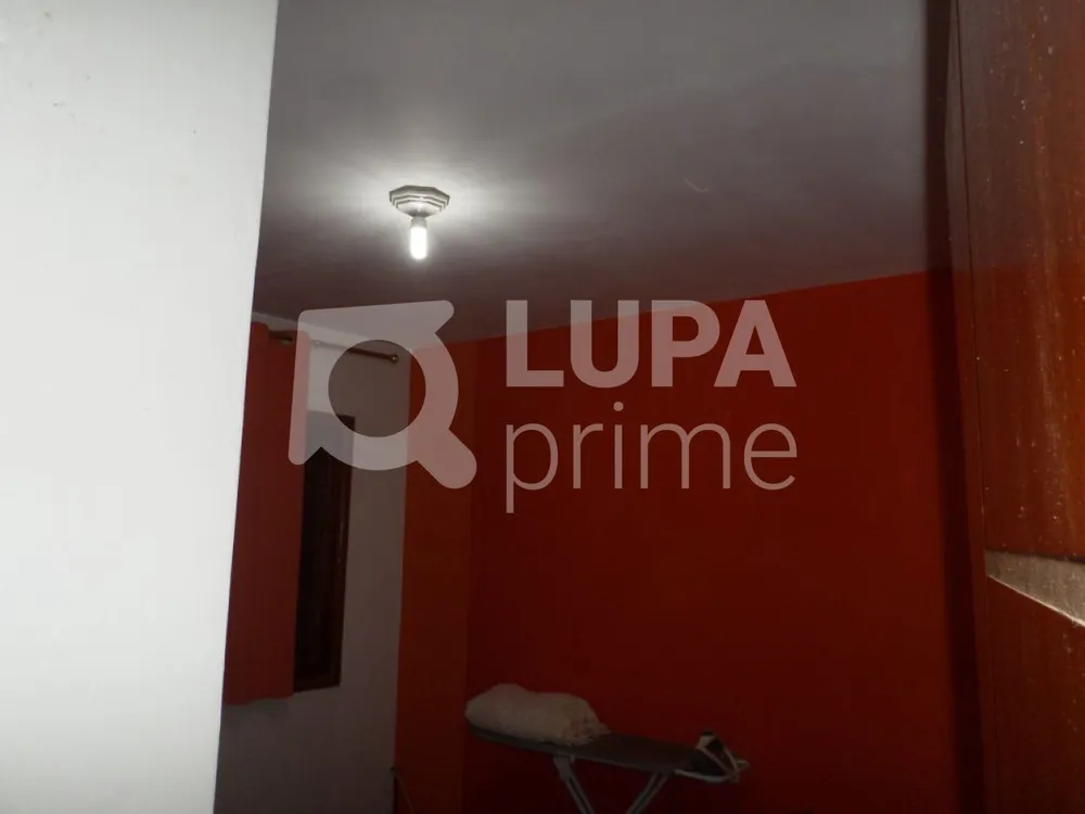 Casa, 3 quartos, 250 m² - Foto 13