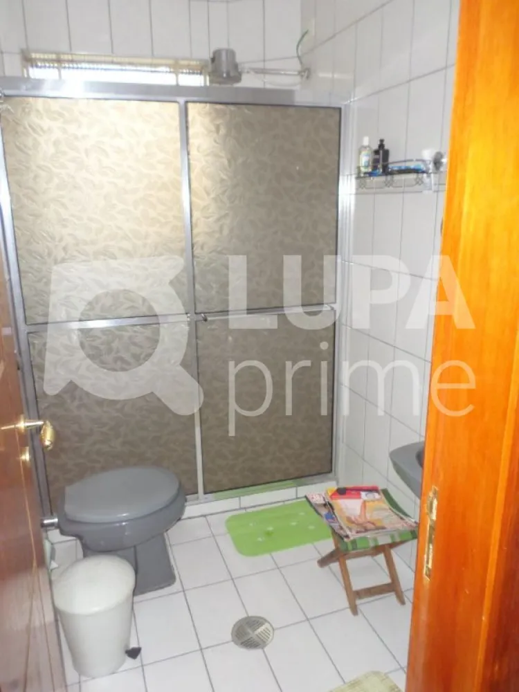Casa, 3 quartos, 250 m² - Foto 2