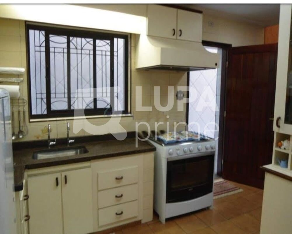 Casa, 3 quartos, 240 m² - Foto 4