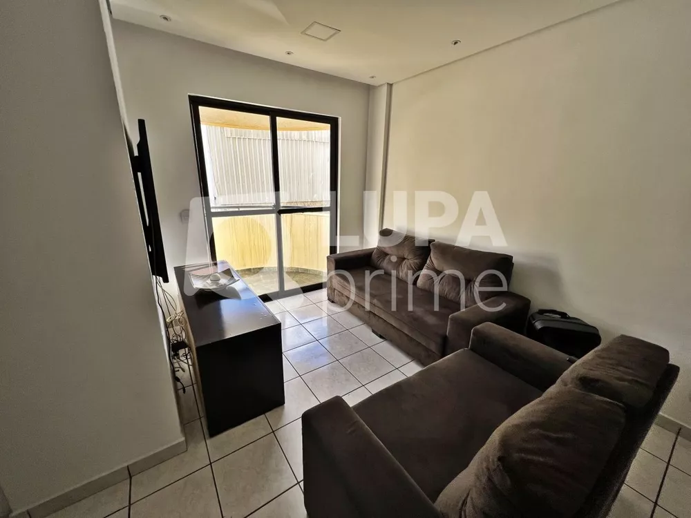 Apartamento à venda com 3 quartos, 66m² - Foto 1